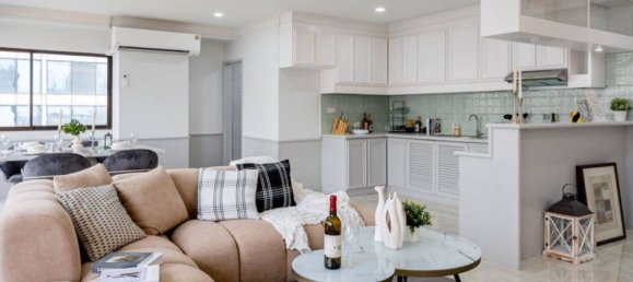 2 bedrooms Condo in Khlong Toei, Thailand No. 63111 9