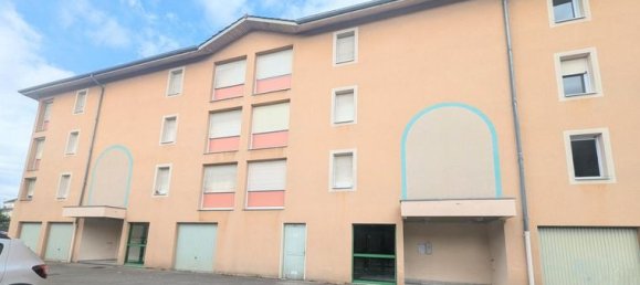 Estudio en Bourg-en-Bresse, France No. 308236 2