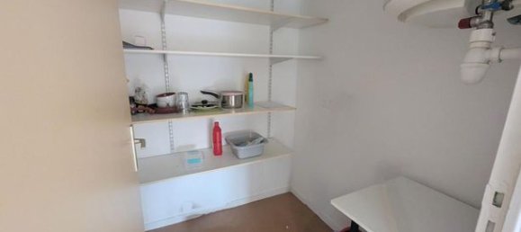 Estudio en Bourg-en-Bresse, France No. 308236 5