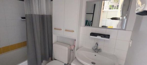 Estudio en Bourg-en-Bresse, France No. 308236 4