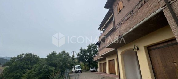 4 غرف نوم منزل ذو طابقين في Castellarano, Italy رقم 349380 2