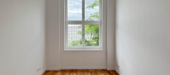 4 rooms Apartment in Lichterfelde, Germany No. 330794 8