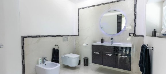 Villa de 10 divisões em Palermo, Italy N.º 102108 15