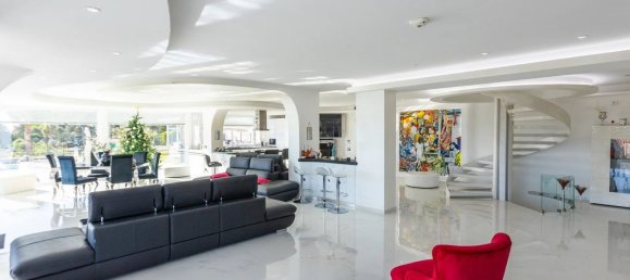 Villa de 10 divisões em Palermo, Italy N.º 102108 14