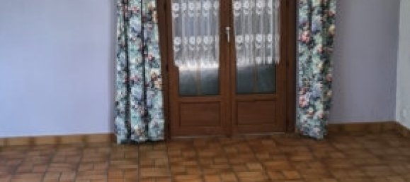 3 bedrooms House in Abbeville, France No. 72303 4