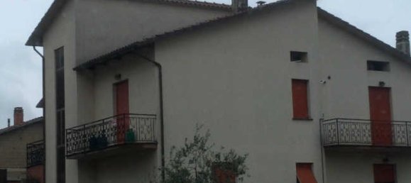 5 rooms Apartment in Allerona, Italy No. 255581 3