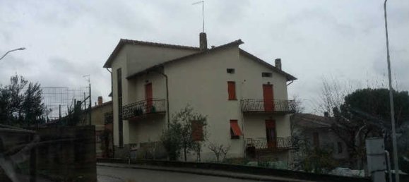 5 rooms Apartment in Allerona, Italy No. 255581 4