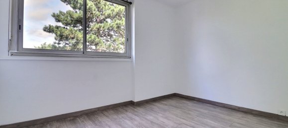 2 Schlafzimmer Wohnung in Saint-Leu-la-Foret, France, Nr. 179984 18