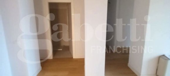 3 rooms Penthouse in Venice, Italy No. 308154 5