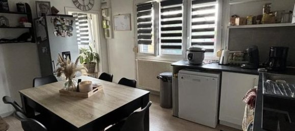 2 Schlafzimmer Haus in Laon, France, Nr. 243943 4