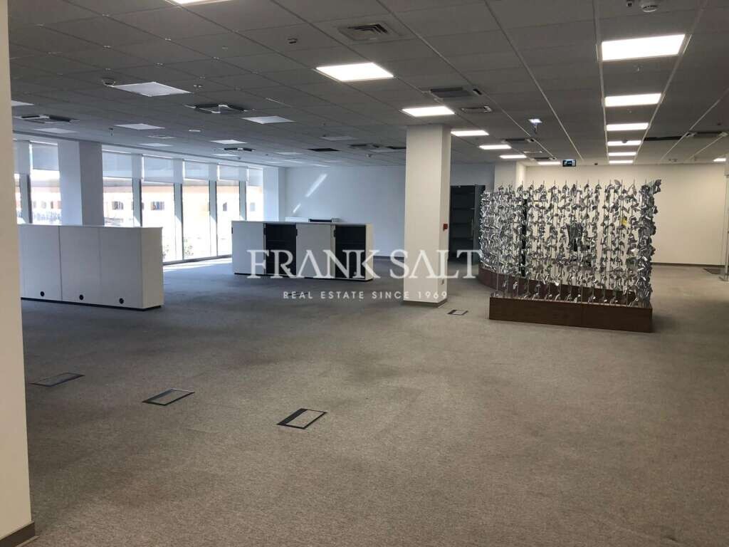 Escritório em Sliema, Malta 480 m² N.º 12305