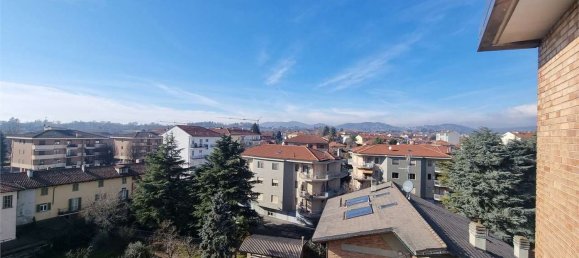 3غرفة شقة في Chieri, Italy رقم 70059 3