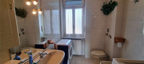 3غرفة شقة في Chieri, Italy رقم 70059 20