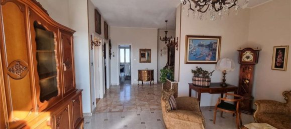 3غرفة شقة في Chieri, Italy رقم 70059 7