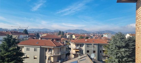 3غرفة شقة في Chieri, Italy رقم 70059 2