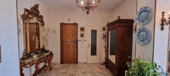 3غرفة شقة في Chieri, Italy رقم 70059 8