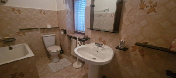 7 Schlafzimmer Haus in Carignano, Italy, Nr. 83800 40