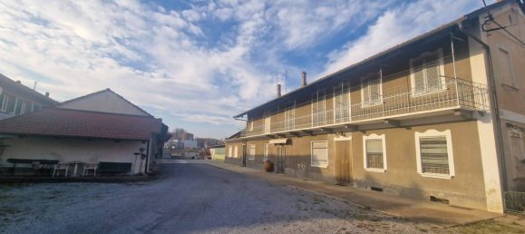 7 Schlafzimmer Haus in Carignano, Italy, Nr. 83800 7