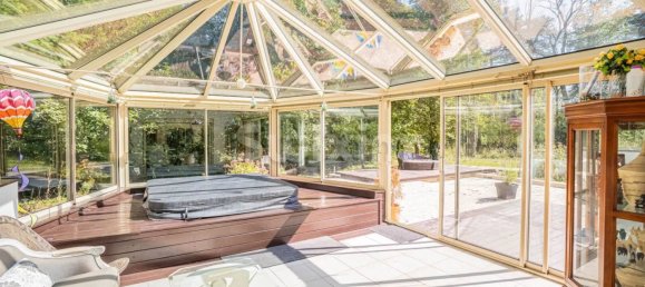 5 bedrooms Villa in Gex, France No. 191852 10