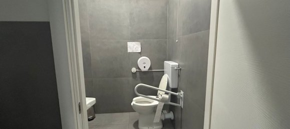 Коммерческая недвижимость 80м² в Милан, Италия № 244662 15