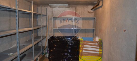 1 room Garage in Assisi, Italy No. 11603 6