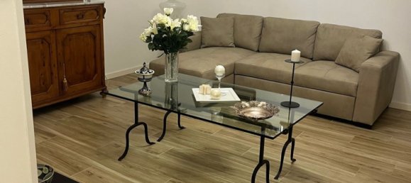 Apartamento de 5 dormitorios en Montale, Italy No. 381802 3