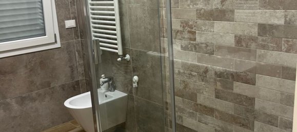 Apartamento de 5 dormitorios en Montale, Italy No. 381802 12