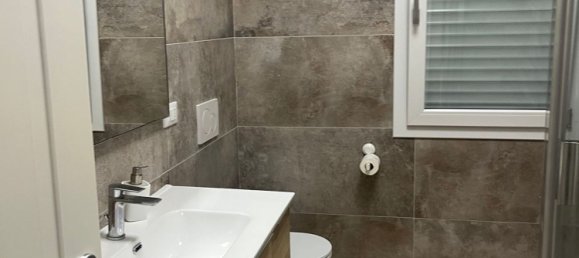 Apartamento de 5 dormitorios en Montale, Italy No. 381802 13