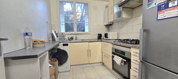 2 chambres Appartement à Colombes, France No. 145123 2