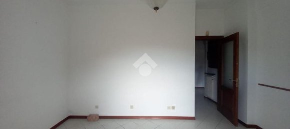 5 rooms Apartment in Carasco, Italy No. 286376 9