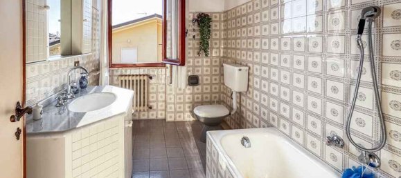 6 Schlafzimmer Villa in Pietrasanta, Italy, Nr. 77752 13