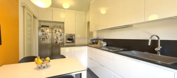 Квартира с 4 спальнями в Лезмо, Италия № 329719 15