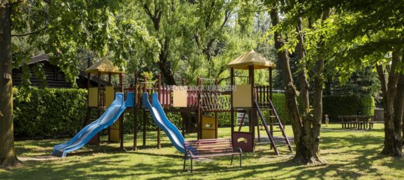 Квартира с 4 спальнями в Лезмо, Италия № 329719 26