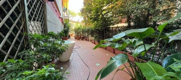 3غرفة شقة في Rome, Italy رقم 32386 2