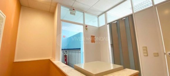 110m² Commercial property in Sintra, Portugal No. 335799 15