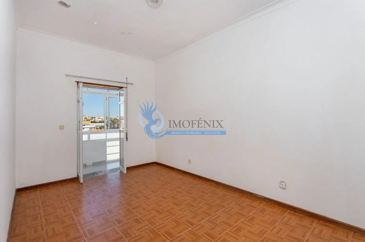 Apartamento de 3 dormitorios en Lagoa, Portugal No. 90566