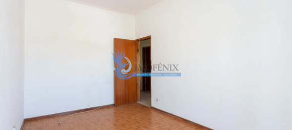 Apartamento de 3 dormitorios en Lagoa, Portugal No. 90566 2