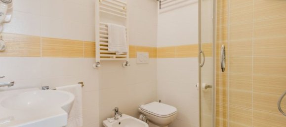 5 bedrooms Apartment in Rome, Italy No. 380328 27