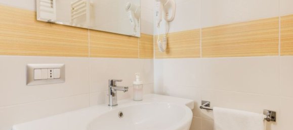 5 bedrooms Apartment in Rome, Italy No. 380328 26