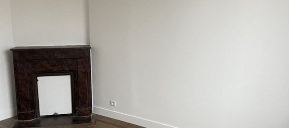 1 bedroom Apartment in Chaville, France No. 181722 2