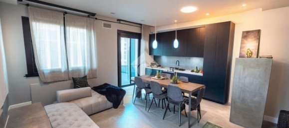 Apartamento de 2 habitaciónes en Grumello del Monte, Italy No. 287634 2