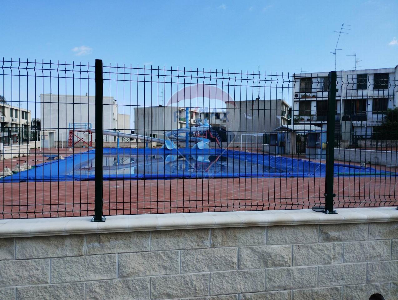 Квартира с 4 комнатами в Аугуста, Италия № 110830