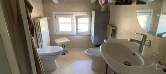 3 Schlafzimmer Wohnung in Sassuolo, Italy, Nr. 272829 18