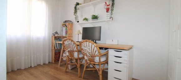 Apartamento de 3 dormitorios en Torrevieja, Spain No. 186387 21