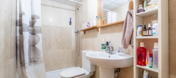 1 bedroom Apartment in Zaragoza, Spain No. 62035 10