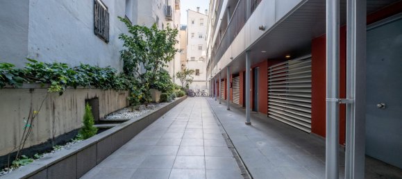 1 bedroom Apartment in Zaragoza, Spain No. 62035 16