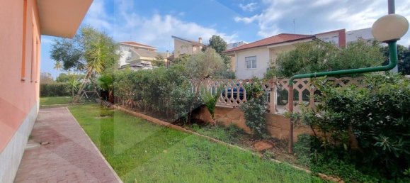 3 rooms Apartment in Montesilvano, Italy No. 28372 7