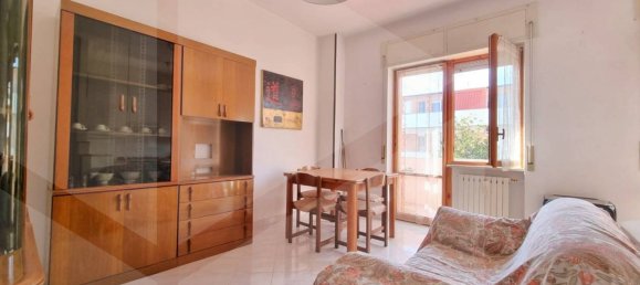 3 rooms Apartment in Montesilvano, Italy No. 28372 3