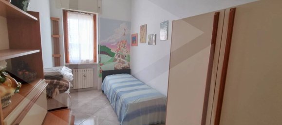3 rooms Apartment in Montesilvano, Italy No. 28372 4