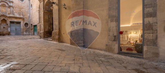 2 rooms Commercial property in Caltagirone, Italy No. 231343 18